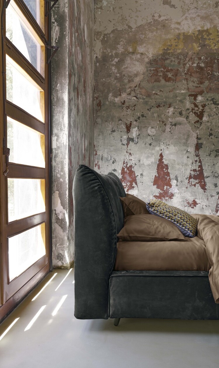 Lado Cama Smooth Esquina del Descanso