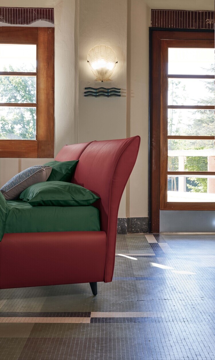 Lateral Cama Edward Esquina del Descanso