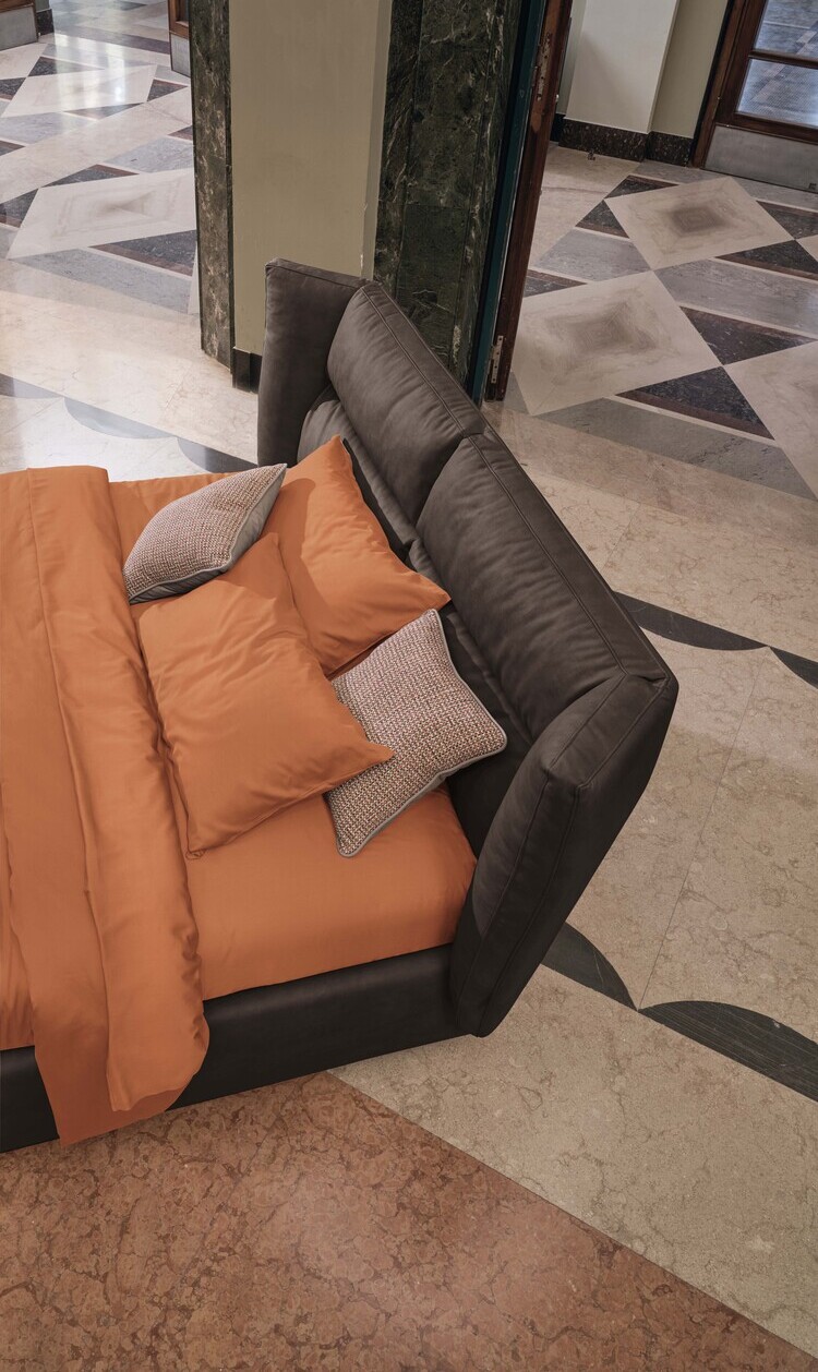 Lateral Cama Sandi Esquina del Descanso